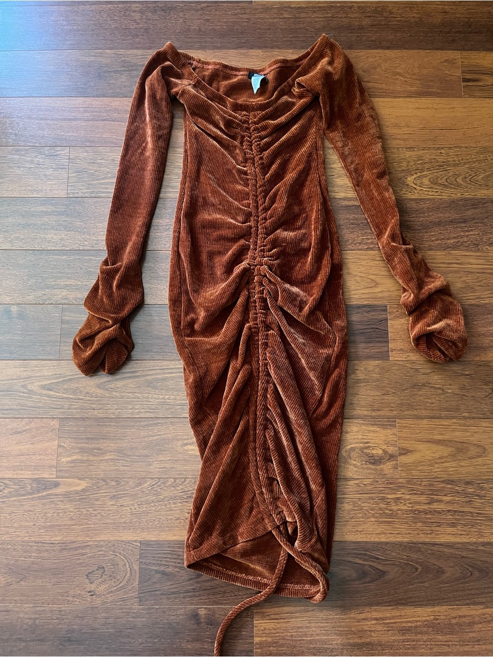 Miss Lola Ruched Long Sleeve Midi Dress